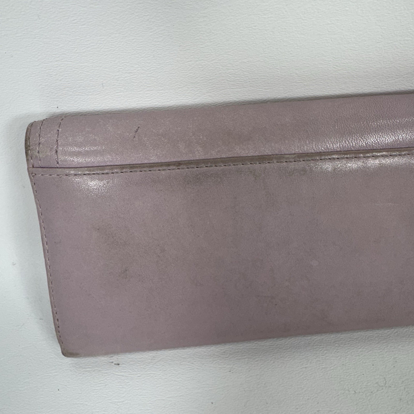 Coach Vintage Soho Purple Lilac Leather Buckle Magnetic Folding Long Wallet