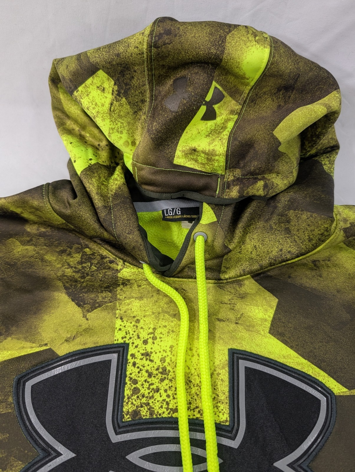 Under Armour Large Xstorm Geometric Camo Green/ Black Kangaroo Pocket Hoodie