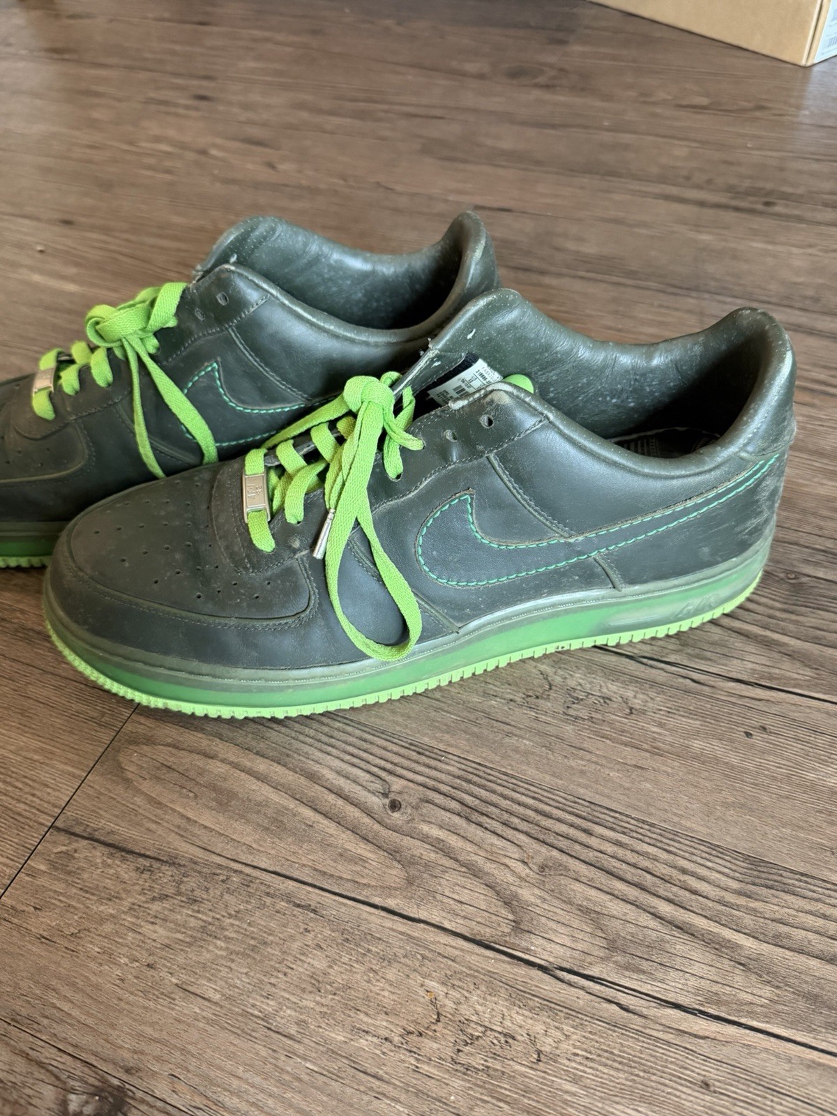 Nike Air Force 1 Sprm Max Air ’07 Low Top Lace Up Green Sneaker 316666-333
