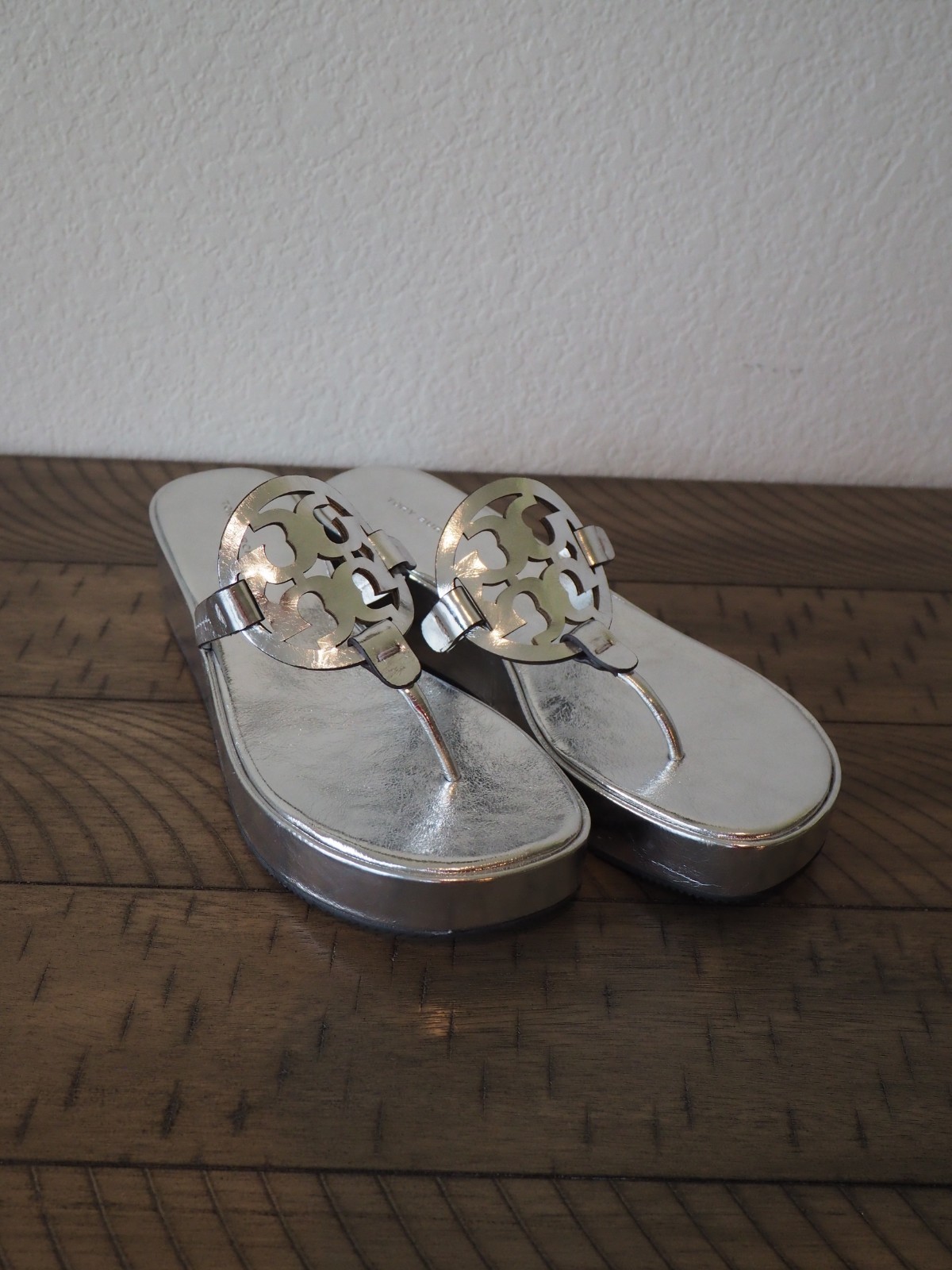 New! Tory Burch ‘Miller’ Platform Wedge Flip Flop Sandals Womens 9 M
