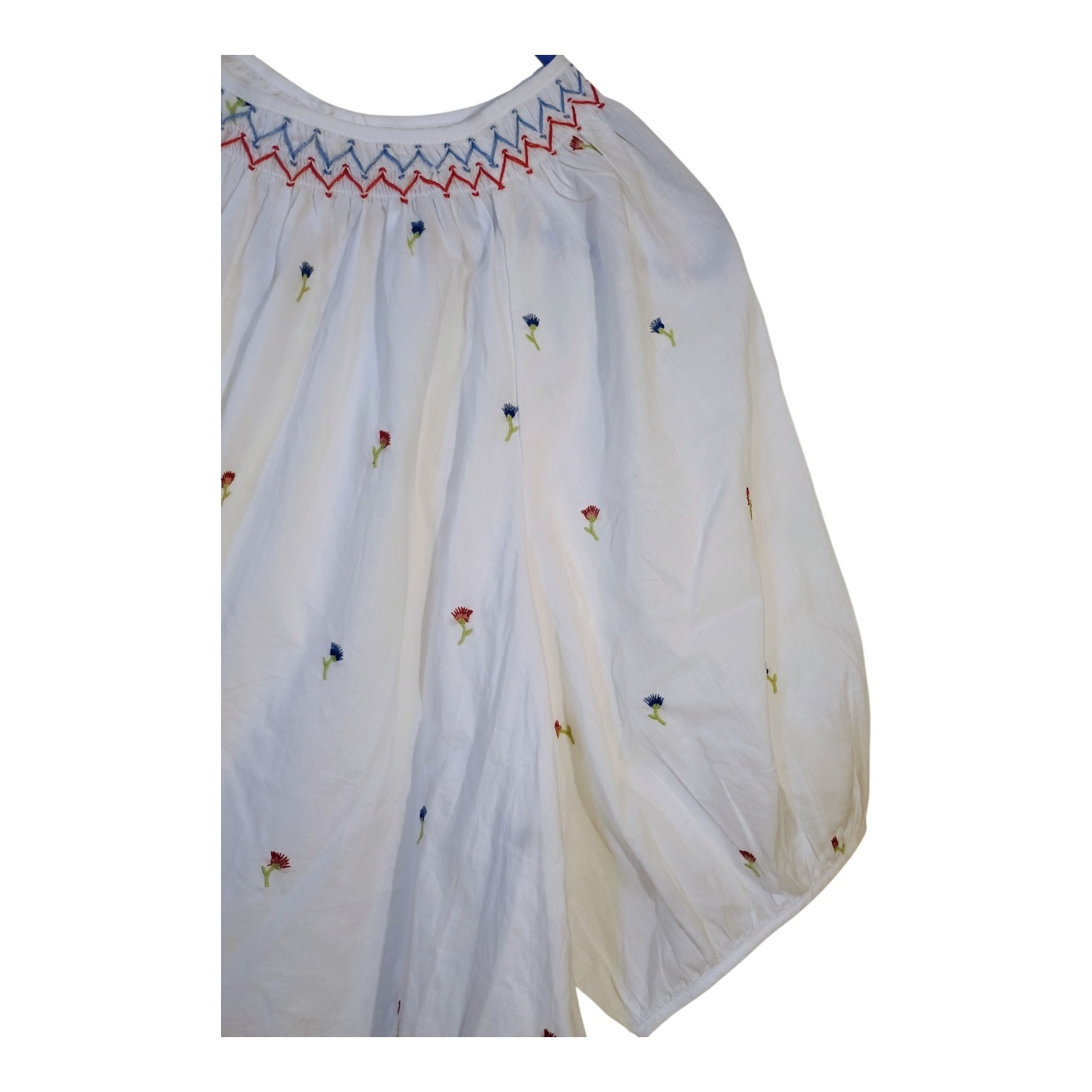 a.n.a Woman’s 2X White Cotton Peasant Embroidered Delicate Flowers Smocked Top