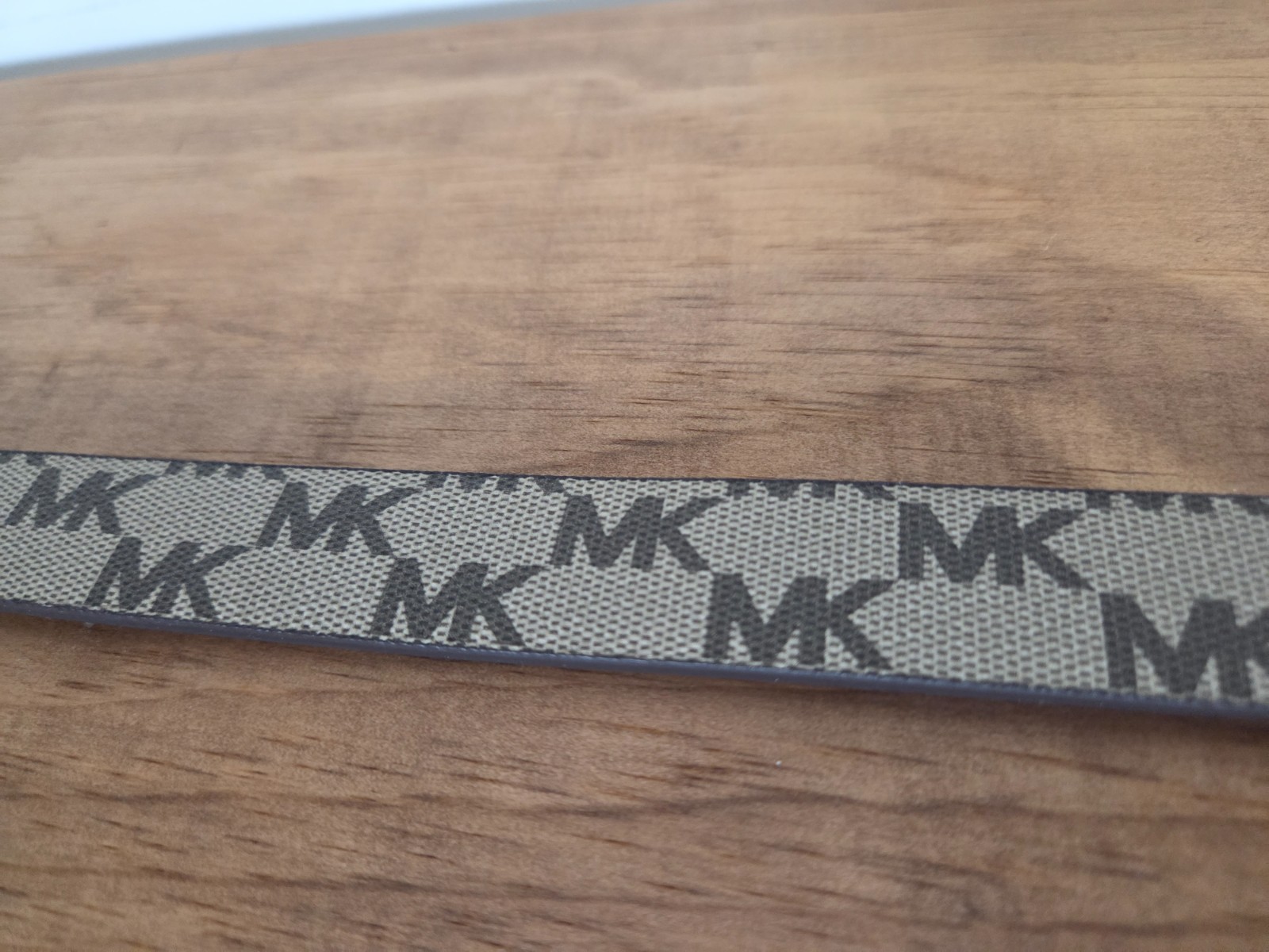 Michael Kors Women’s Reversible MK Logo Belt Brown/Vanilla Size Large