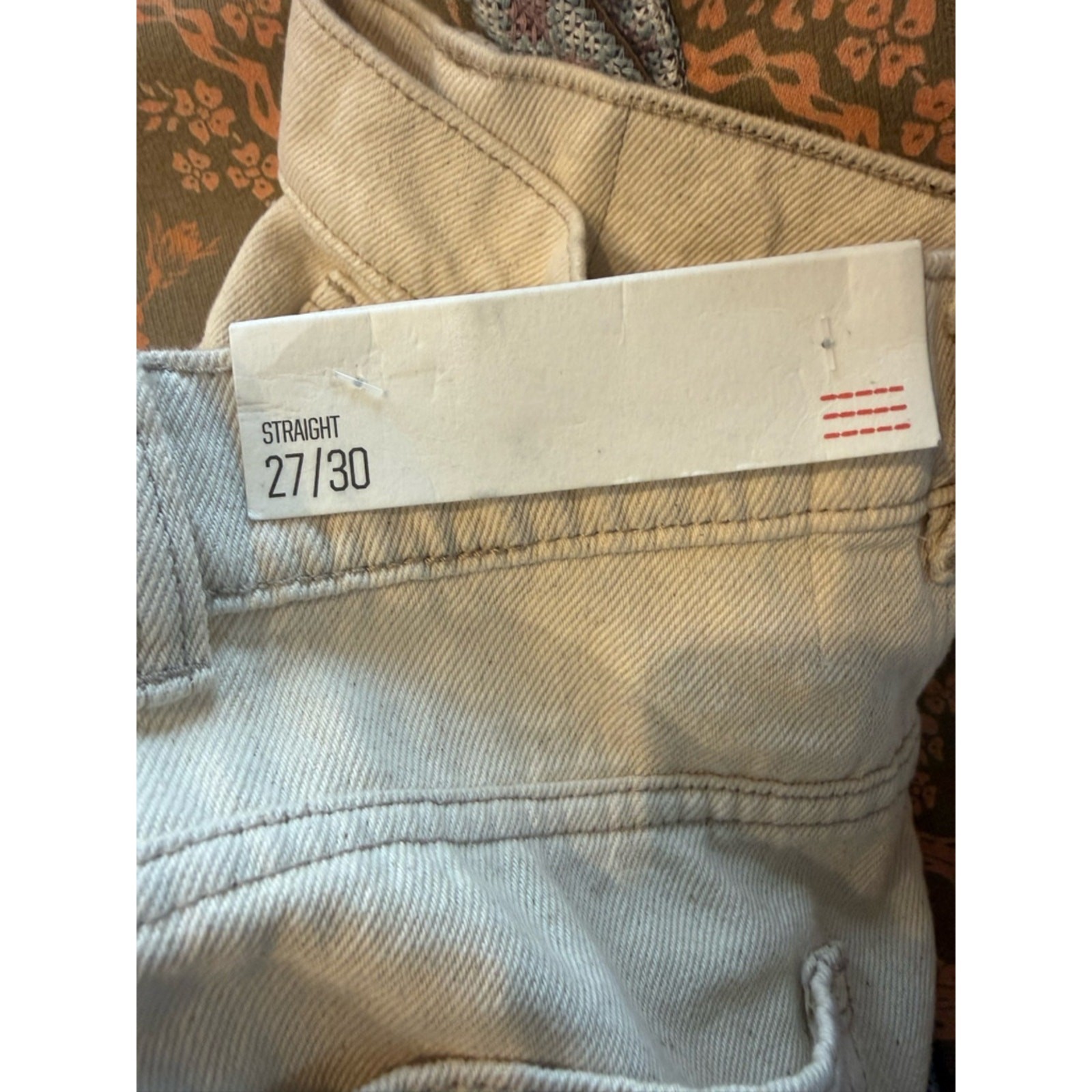 BDG Urban Outfitters Peach Print Utility/Carpenter Jeans Creme Size 27×30