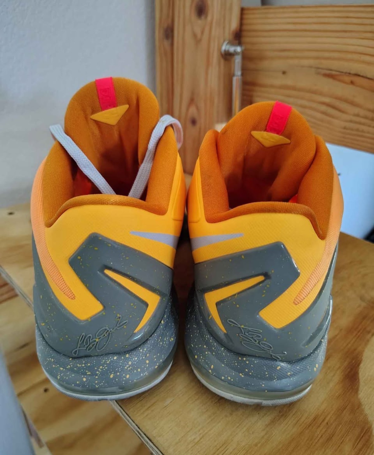 2014 Nike LeBron 11 Low “Floridian”