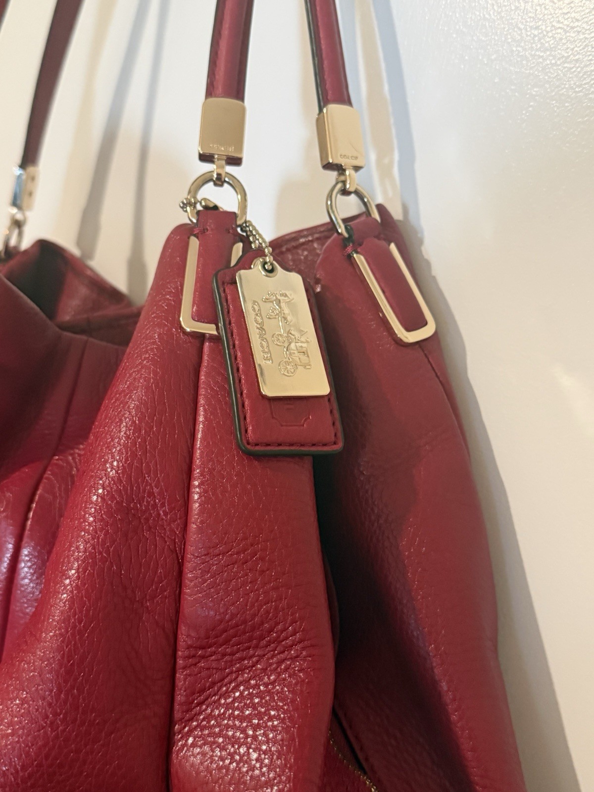 Coach Red Pebbled Large Shoulder Bag Zip Lined Inner Pockets w/ Dust Bag