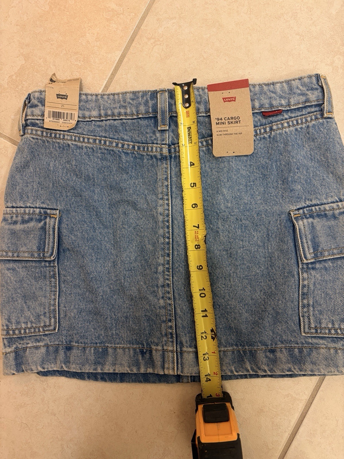 Levis 94 Cargo Skirt 100%. Cotton NWT