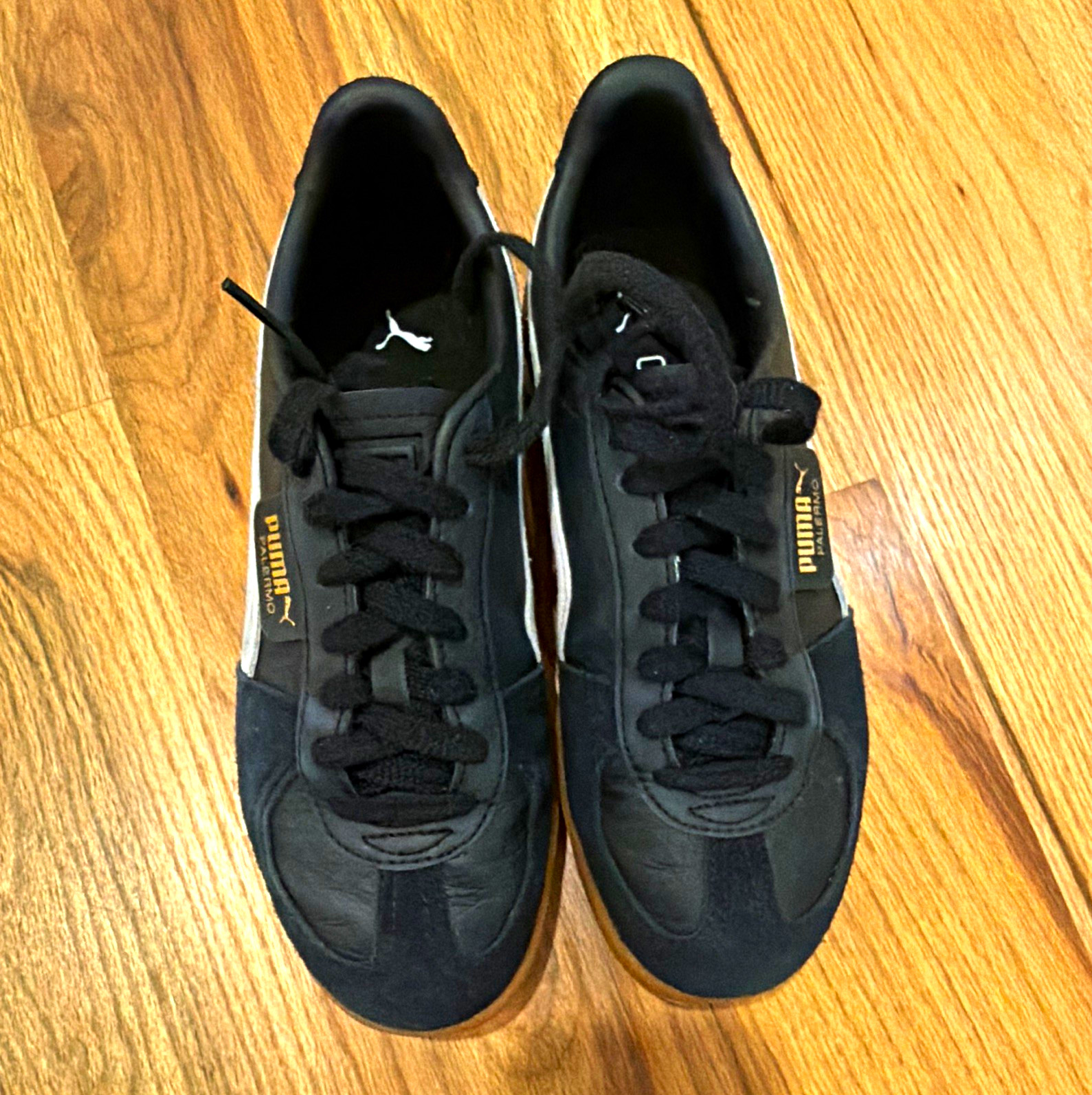 PUMA Palermo Black/White Suede Low Top Lace-Up Sneakers Rubber Sole