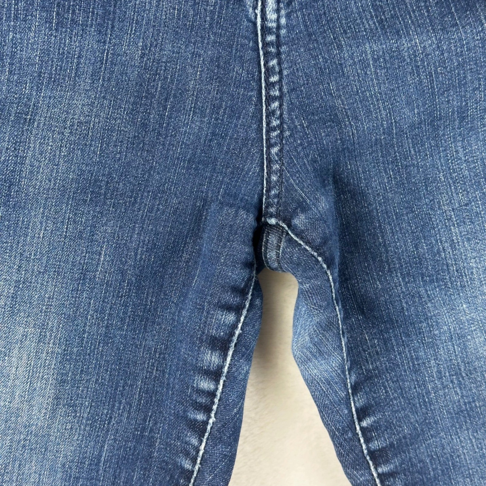 Levi’s Jeans Womens Perfect Slim Bootcut 12 M Blue Denim Studded Cotton Blend
