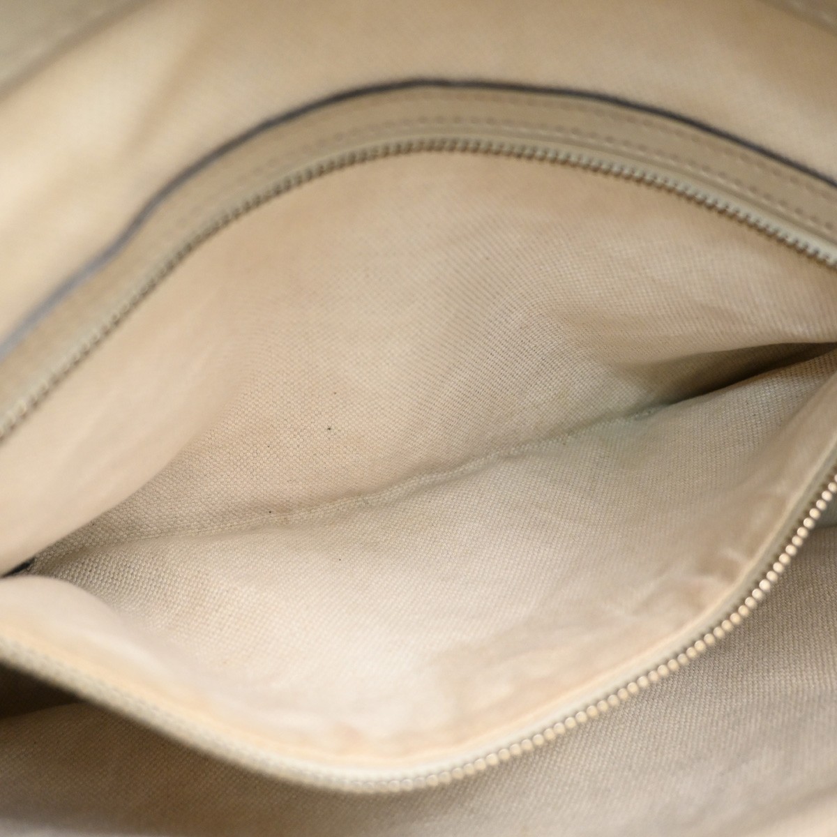 GUCCI GG Pattern Guccissima​ Mayfair Shoulder Bag Leather White Italy 62KD551