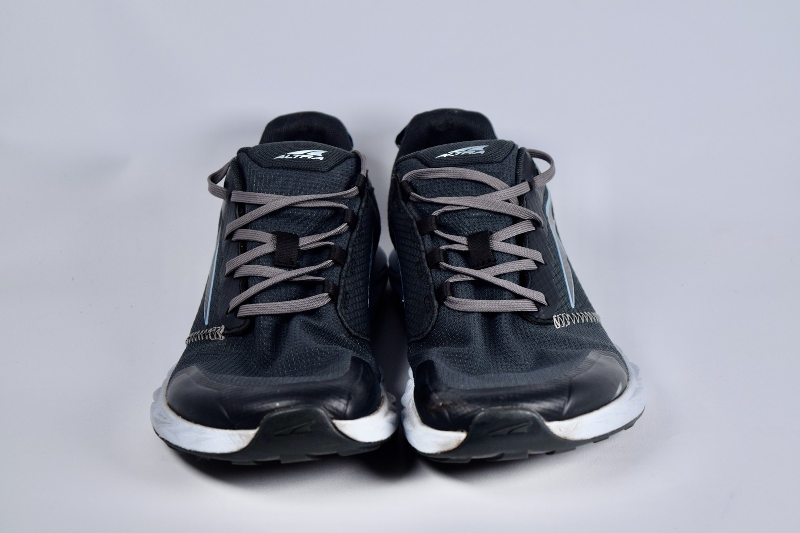 Altra Women’s Superior 6 AL0A82CM040 Gray Running Shoes Size 9.5 B Sneaker
