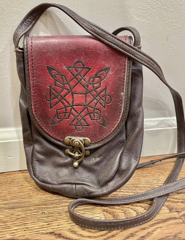 Retro Leather Purse Indigo Brown and Res