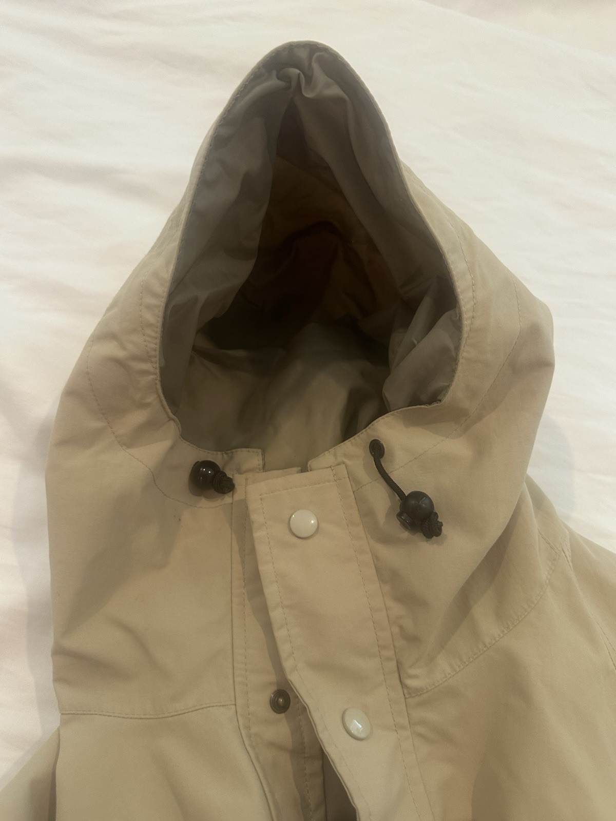 Vintage Eddie Bauer Men’s M RainJacket Beige made in Hong Kong