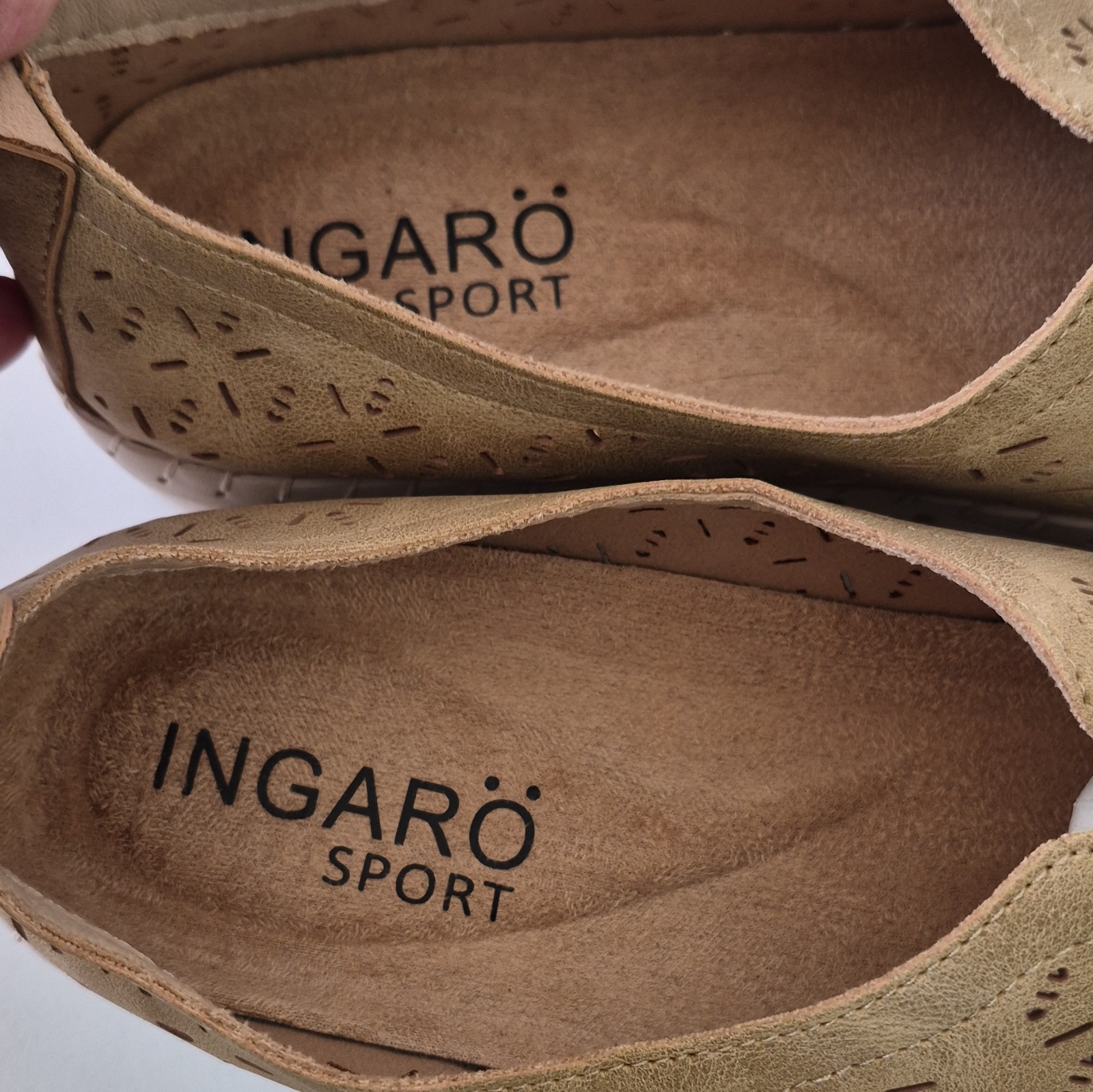 INGARÖ Sport Men’s Beige Perforated Lightweight Slip-On Casual Shoes US 7.5