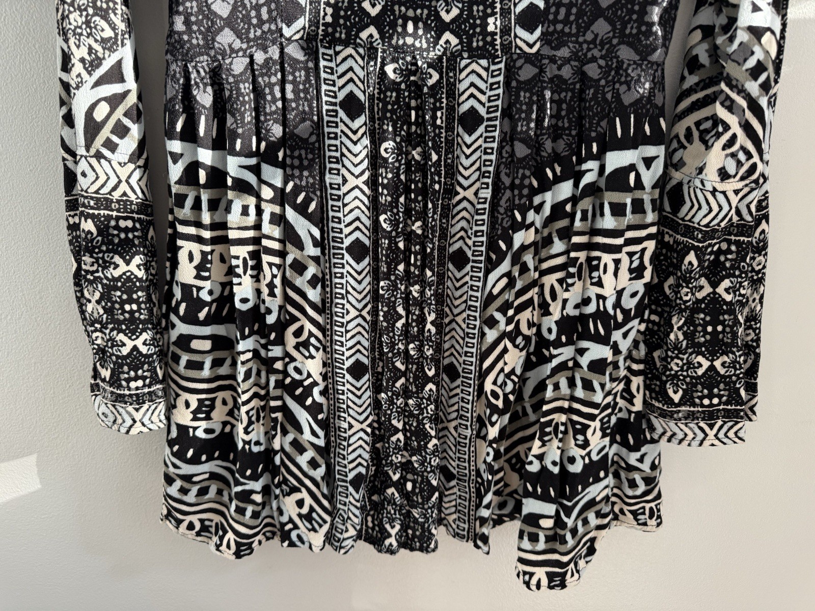 Free People Tegan Border Print Mini Dress Women’s 6 Swing Keyhole Boho Pockets