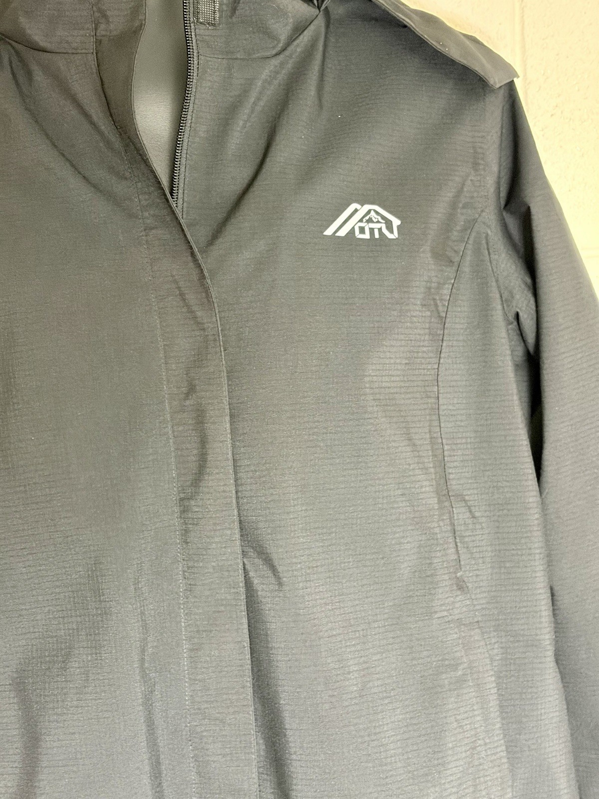 OTU Jacket Womens Lightweight Waterproof Hooded Rain Shell Black Large Outdoor