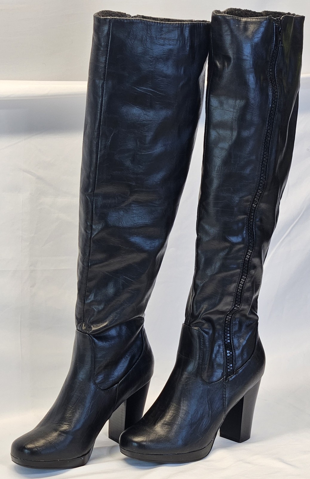 Madeline Stuart “Amnesty” Black All Man-Made Materials Shoes Size 8M