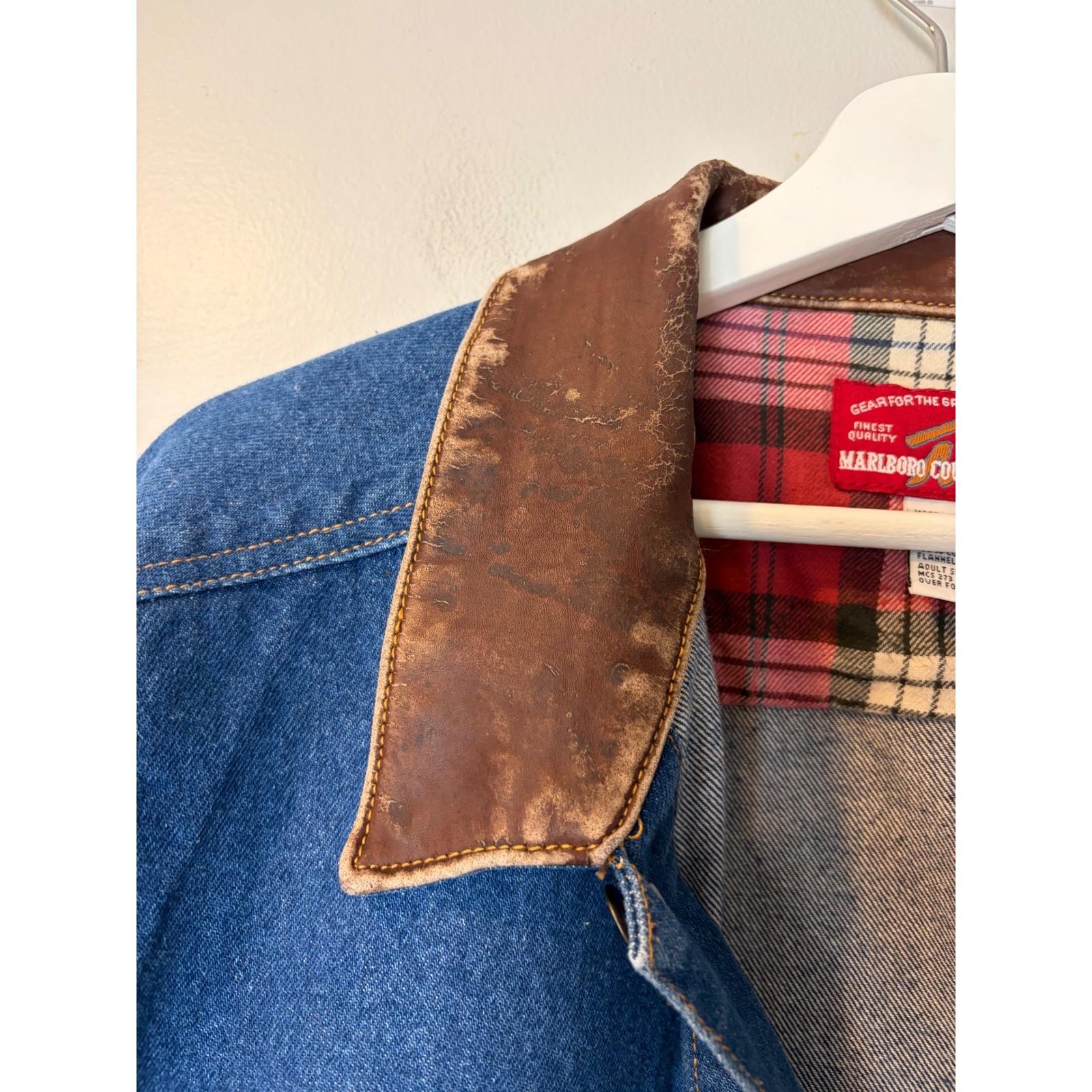 Vintage Marlboro Country Store Denim Jacket Leather Collar XL Blue