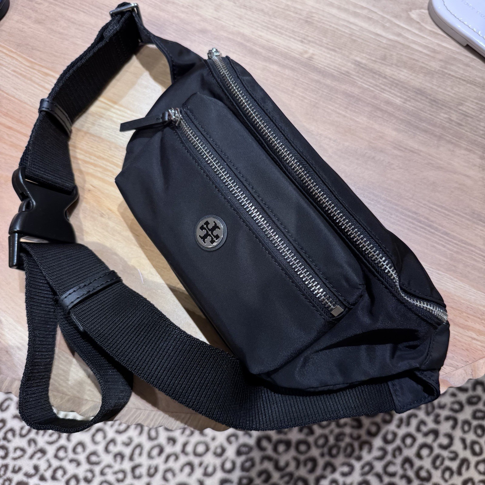 NWT Tory Burch 170436 Nylon Belt Bag Black Fanny Pack Waist Zip Crossbody
