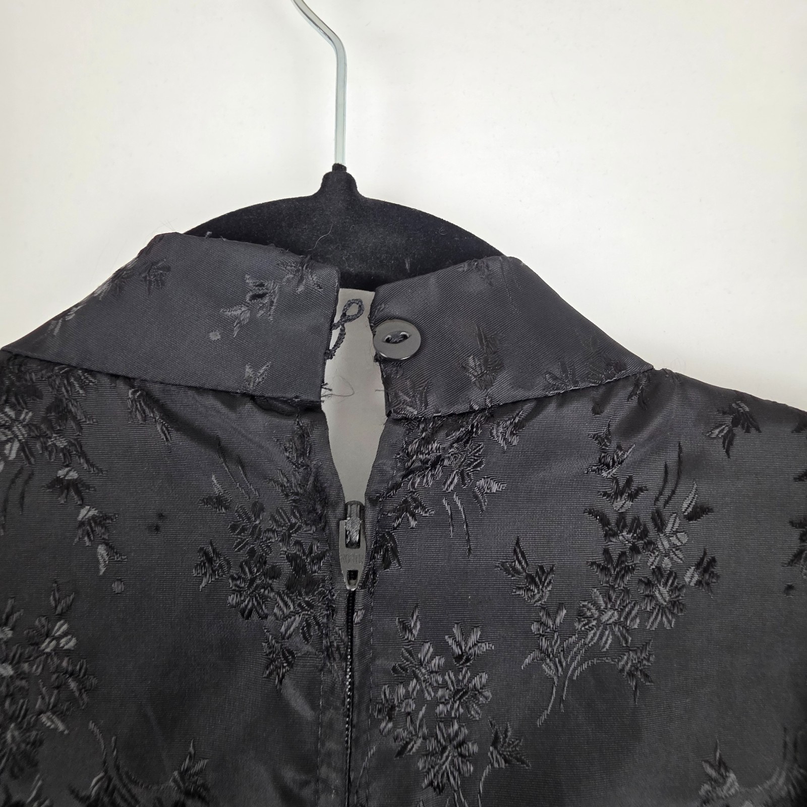 Mandarin Style Dress Black Chinese Motif Tight-Fitting