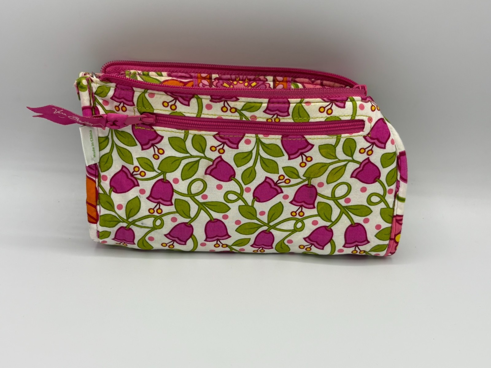 Vera Bradley Lilli Bell Push Lock Wristlet Wallet Purse Pink Floral Retired FLAW