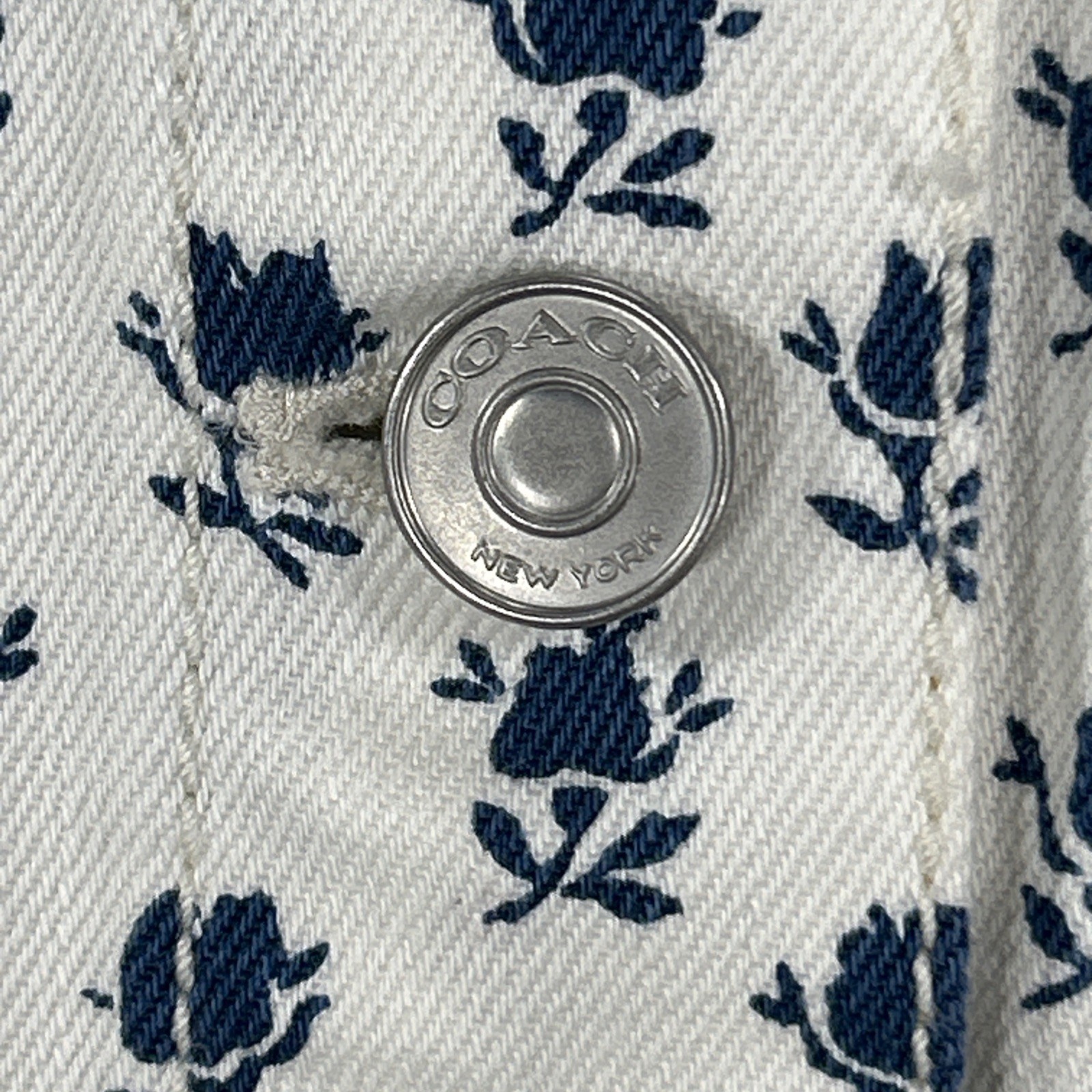 Coach Badlands Womens Size S White Denim Blue Floral Jean Jacket F85742 Preppy