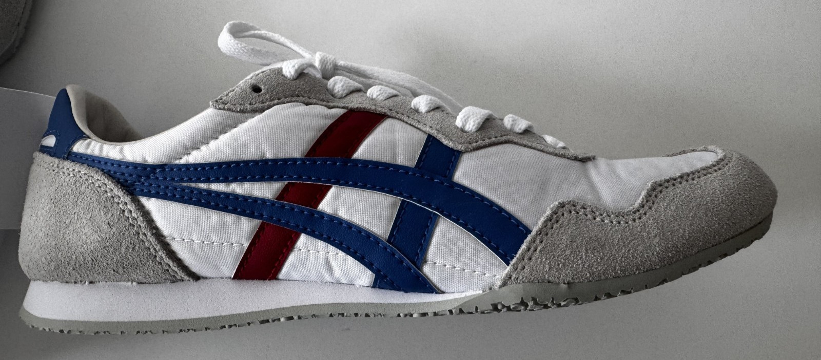1183B400-100 Onitsuka Tiger Serrano White Directoire Blue Women 7.5 NEW