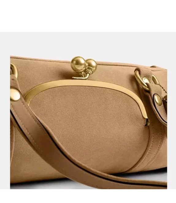 Coach Kisslock Barrel Bag In Soul /Tan Suede Brass Hardware Nwt 💕