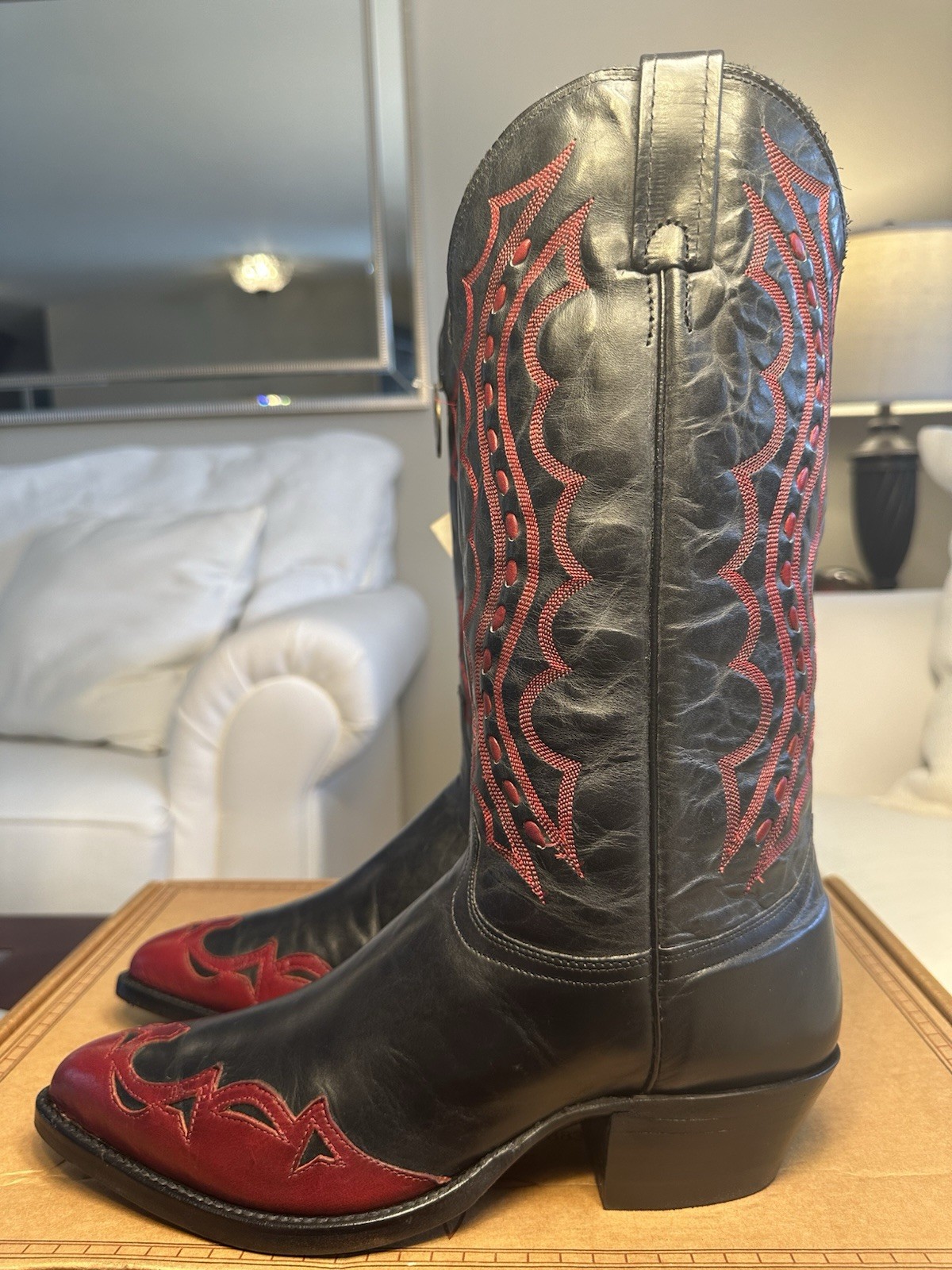 J Chisholm Men’s Handcrafted 1990’s Joe Diffie Black/Red Wing Tip Boots Size 10D