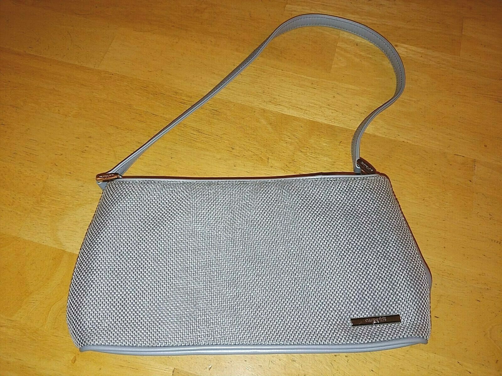 EASY SPIRIT SMALL SHORT STRAP PURSE-NWOT-ZIP TOP-WOVEN MAN MADE MATERIAL-CUTE