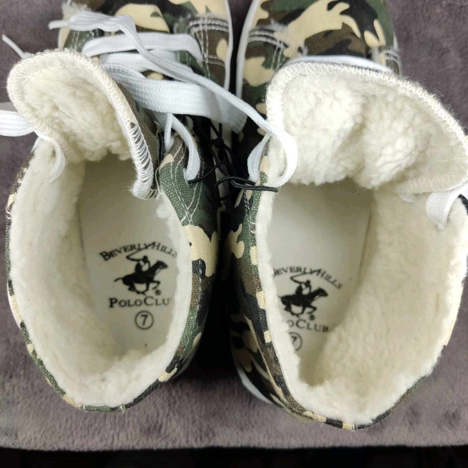 Beverly Hills Polo Club High Tops Womans Size 7 Camouflage And Sharpa Lined