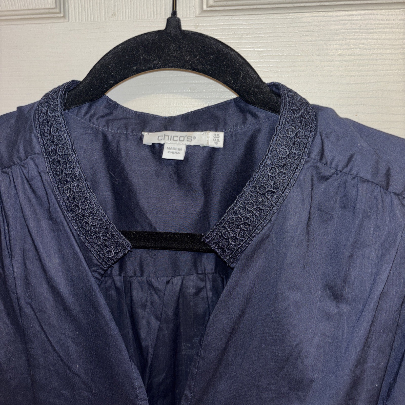 Chico’s Sz 3.5 = 18 Navy Blue Lace Trim Tunic Blouse Boho Top