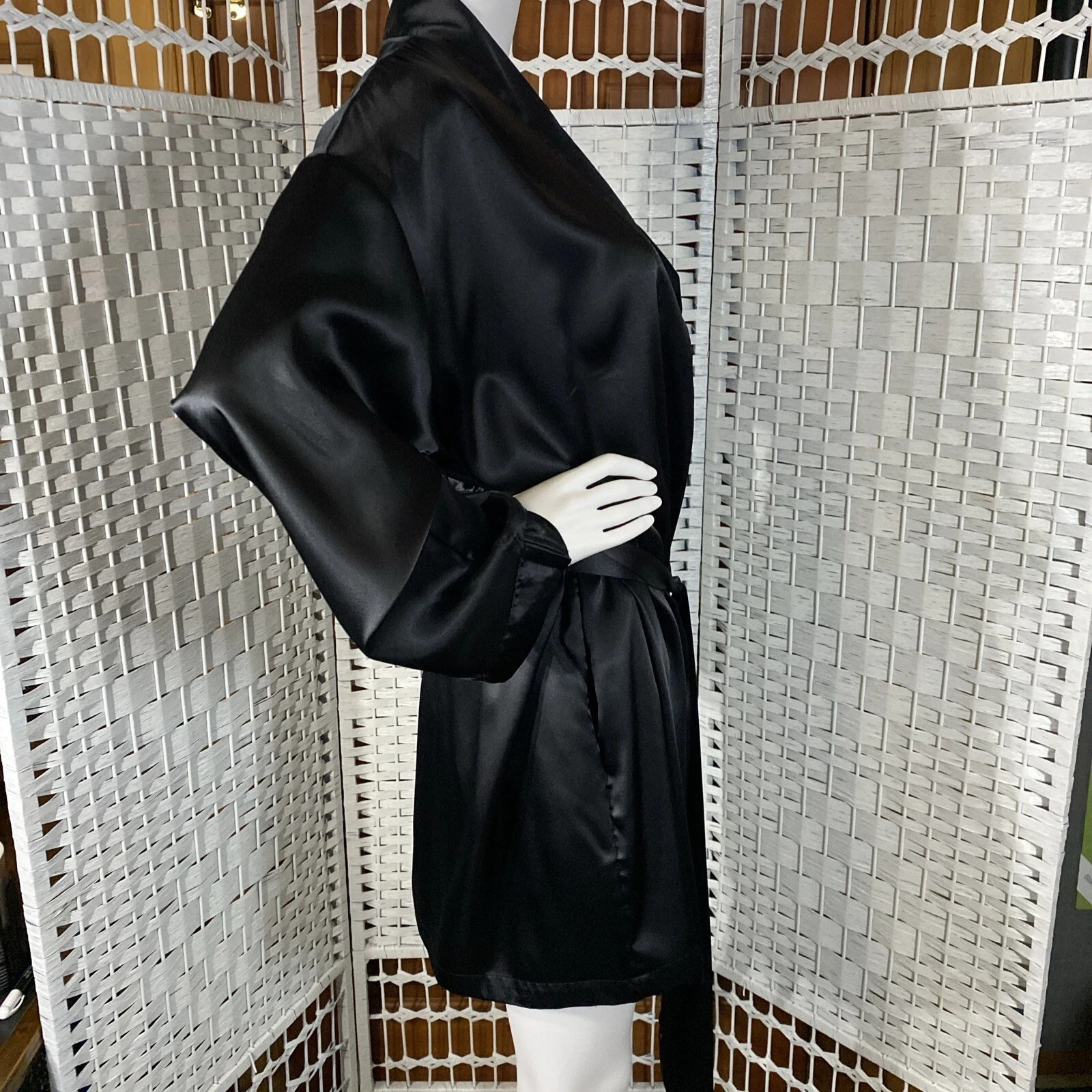 Victoria’s Secret Y2K Black Satin Kimono Robe One Size Pockets Pink Label Goth