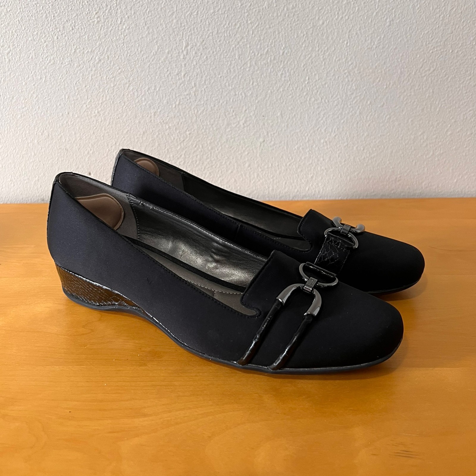 Bandolino B Flexible Low Wedge Shoe | Women’s Size 8 Wide | Black Comfort Shoes