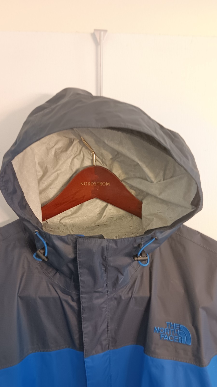 Mens The North Face Two Block Rain Jacket Hyvent 2.5L Size XL Blue & Navy