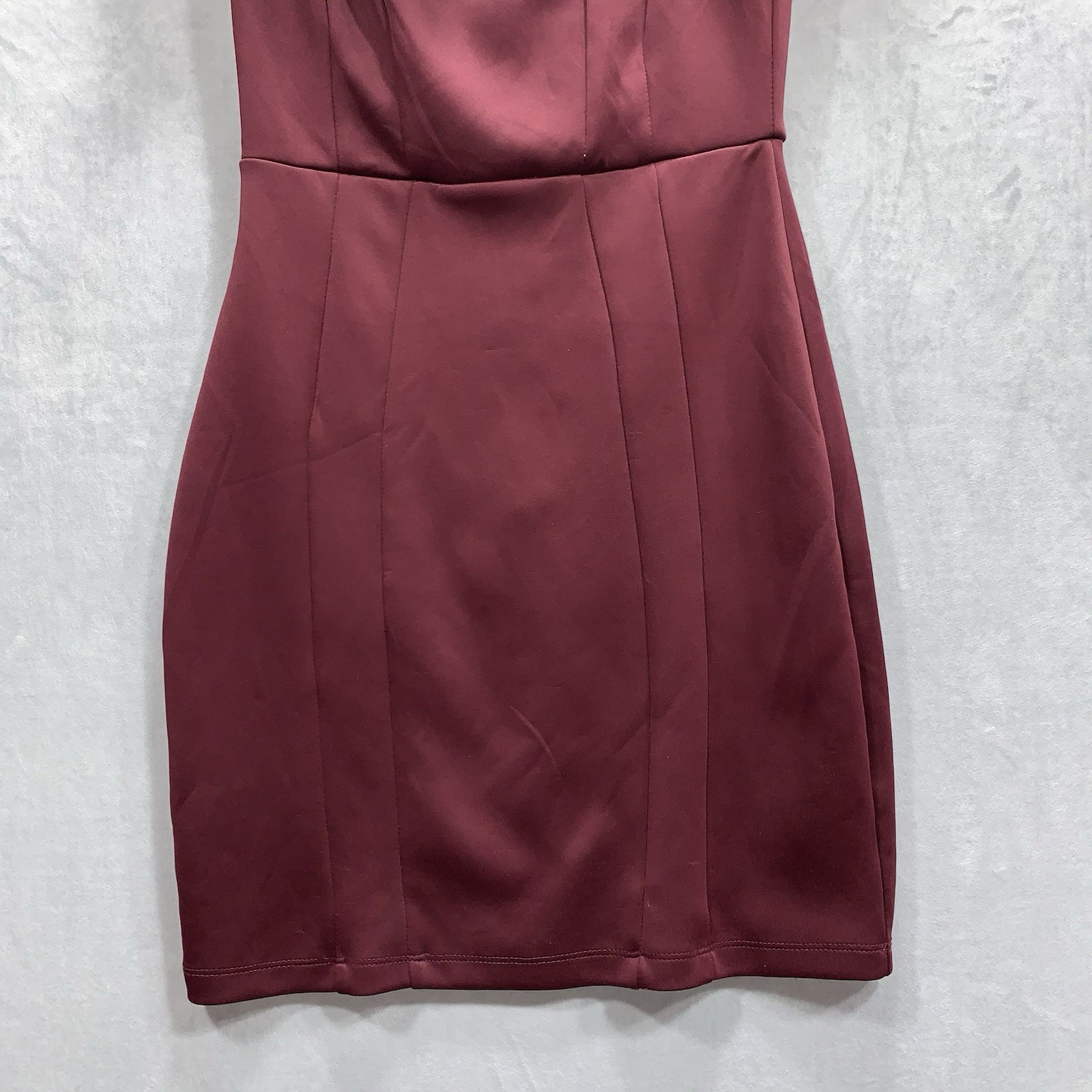 Windsor Ruffle Top Off The Shoulder Form Fitting Mini Dress Size Small