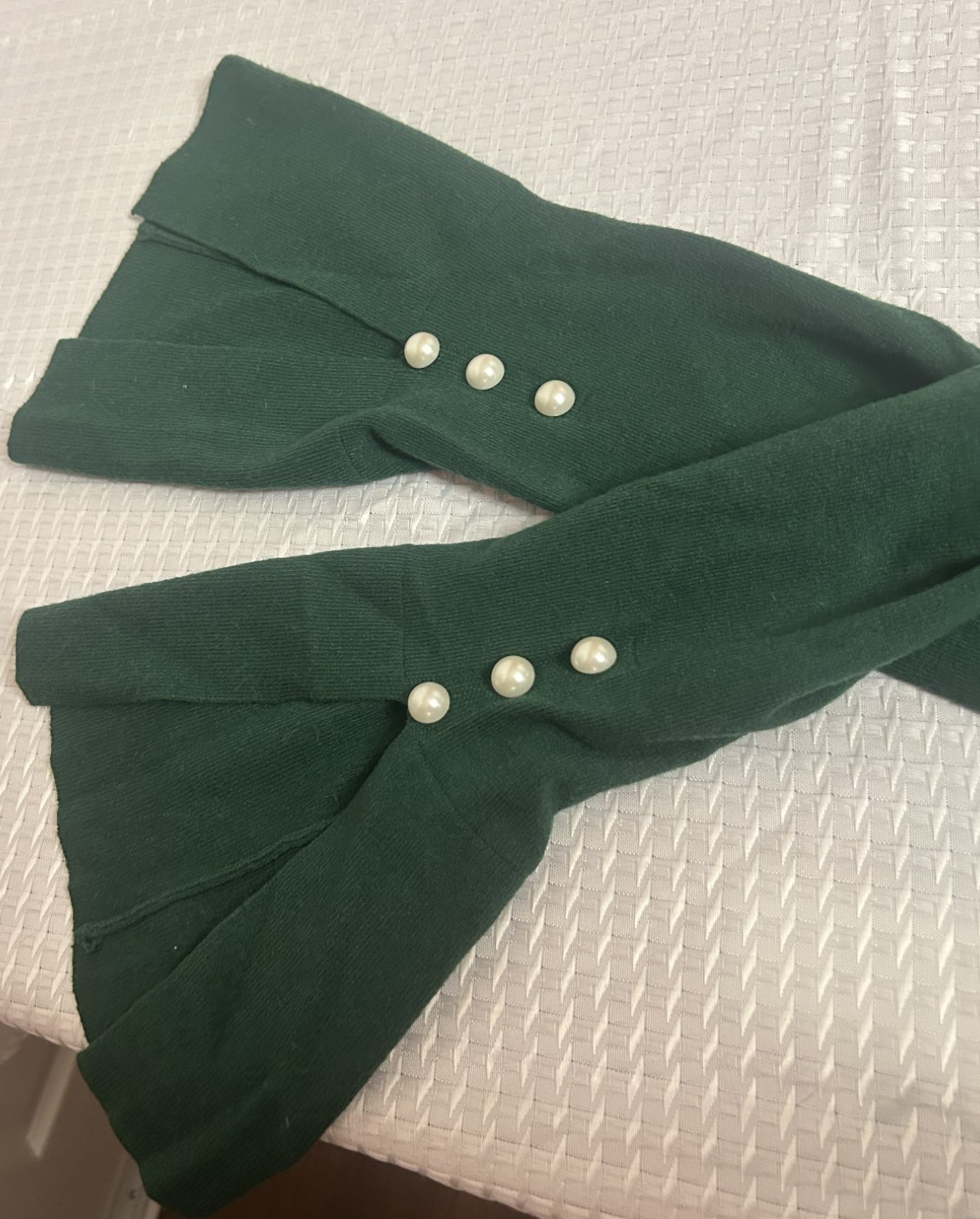 CeCe green medium mock turtleneck sweater with pearl embellished bell sleeves