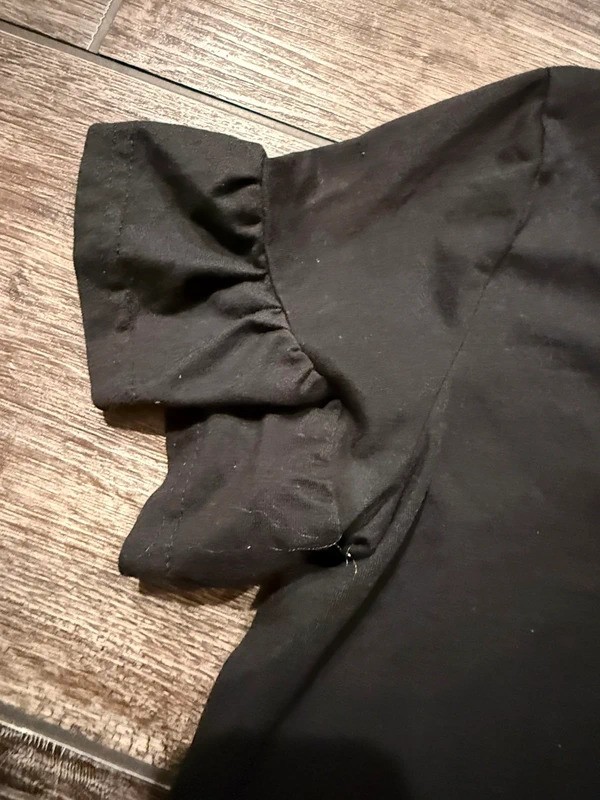 Women’s size small hoodie style top