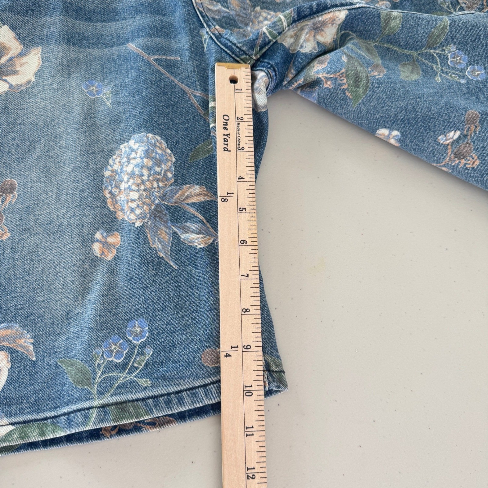 Flamingals Floral Denim Shorts XL Cotton Stretch Bermuda Cottagecore Botanical