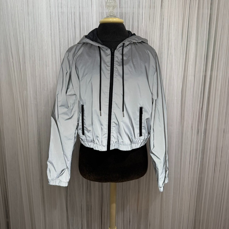 Forever 21 Reflective Hooded Windbreaker Jacket Full Zip Gray Women’s M