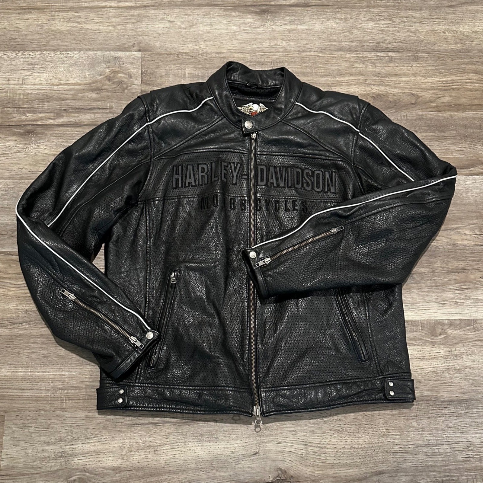 Harley-Davidson Men Genuine Leather Perforated Motorcycle Riding Jacket Black