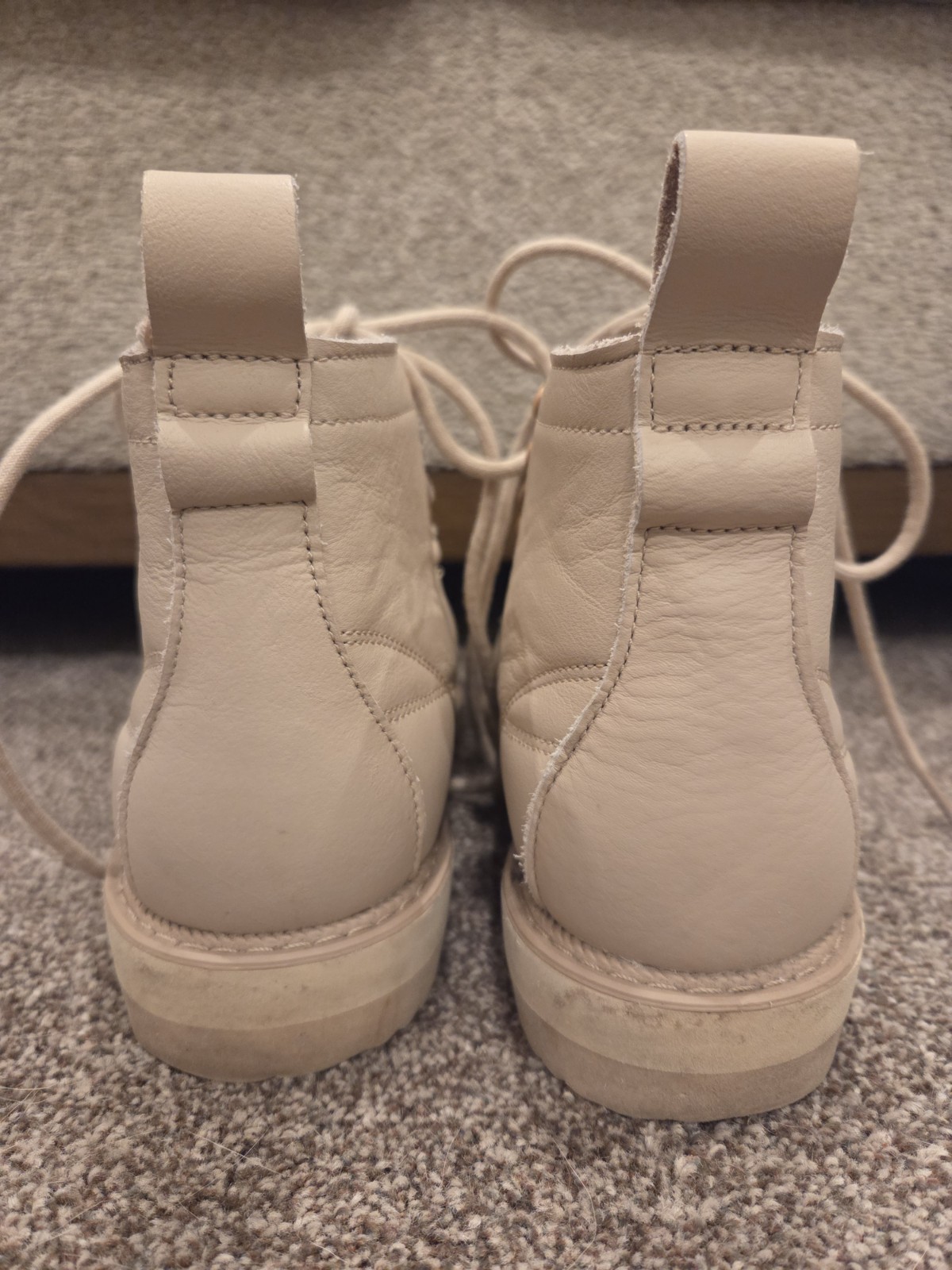 Adidas Superstar FZ3837 Boots Womens US 6.5 Pale Nude Leather Fleece Lined Ankle
