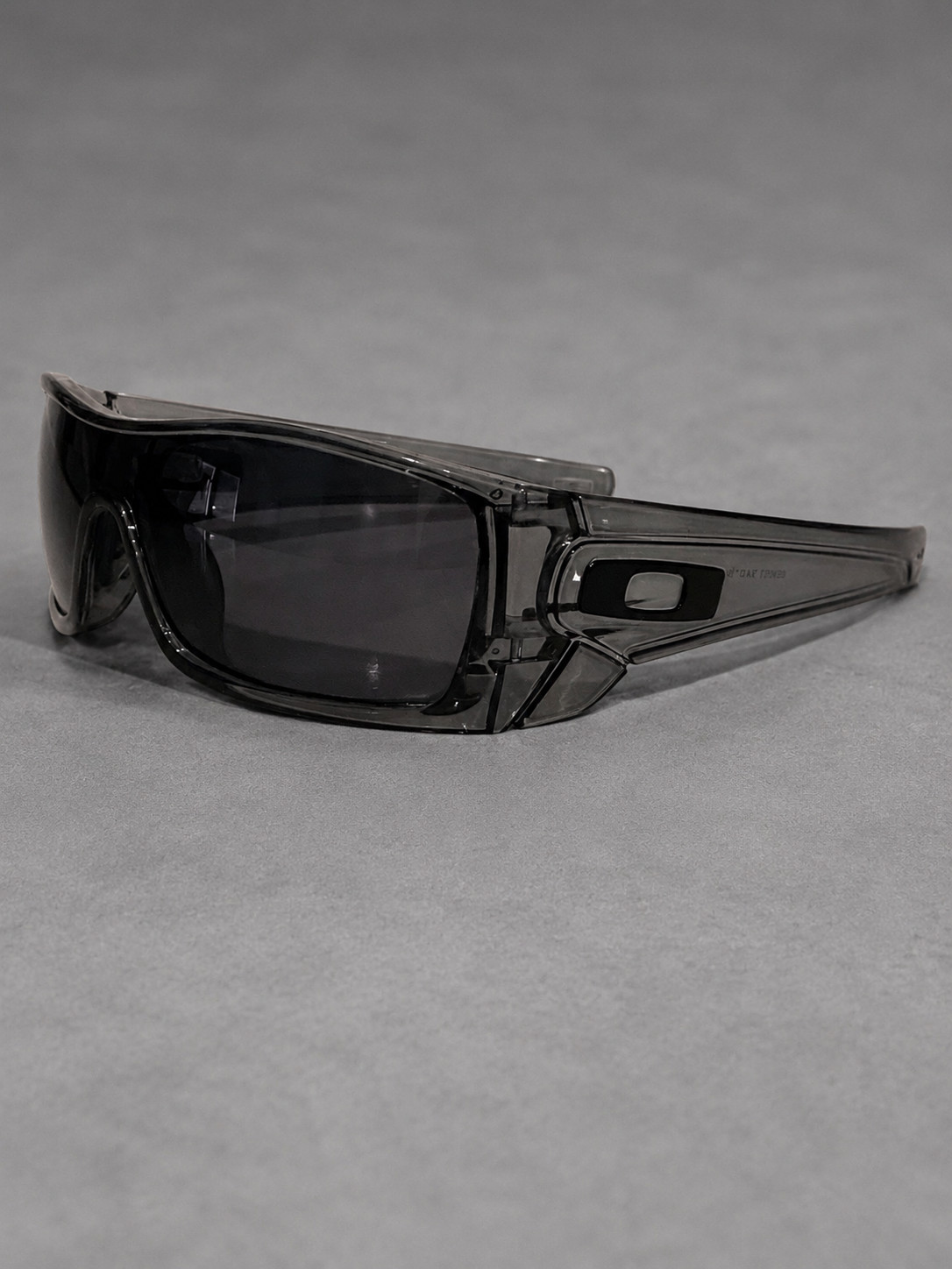 Oakley Sunglasses New No scratches perfect for the summer!