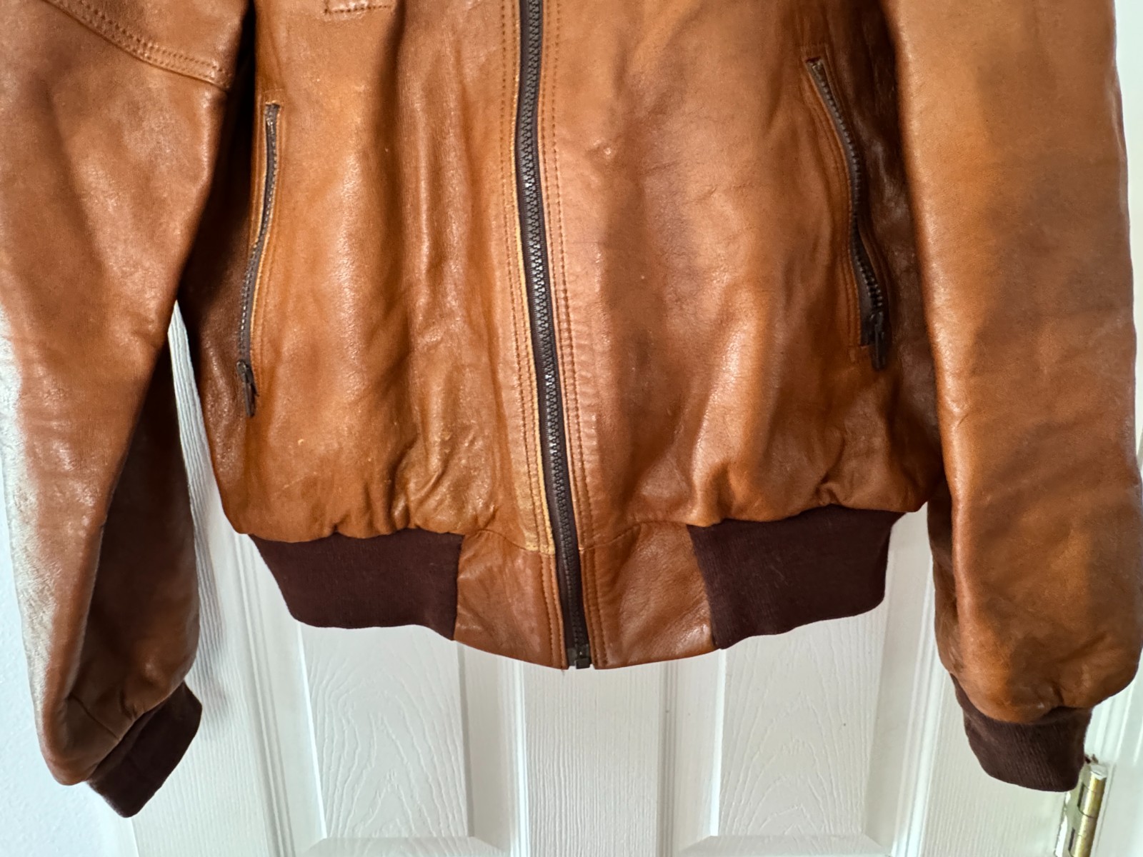 VINTAGE LEATHER PORSCHE JACKET ZIP UP THE LEATHER WORKS CALIFORNIA 21.5″x27.5″