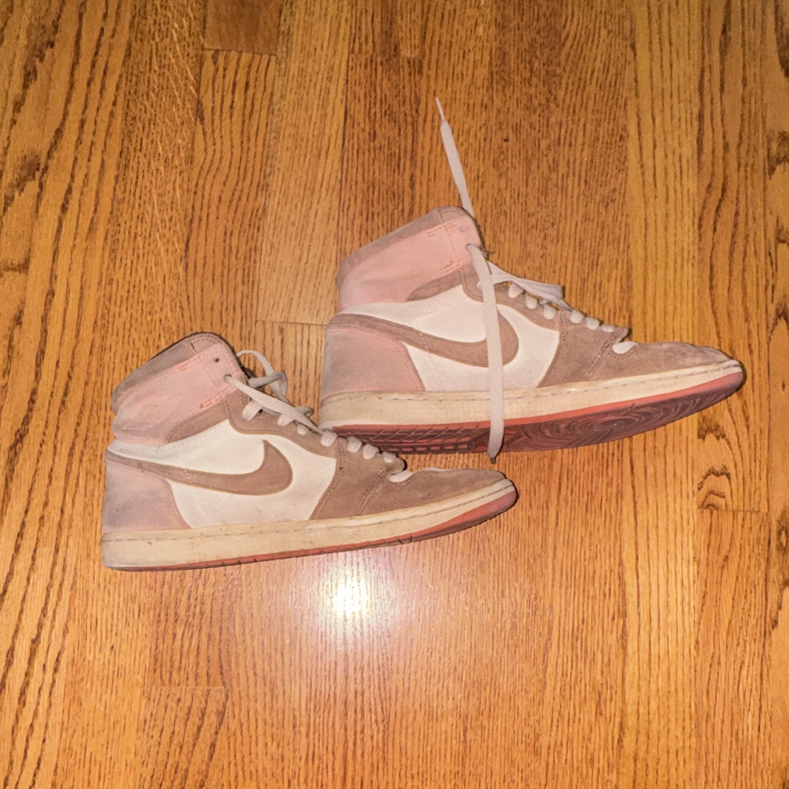 Nike Men’s Athletic High Top Lace-Up Sneakers Pink/White/Brown