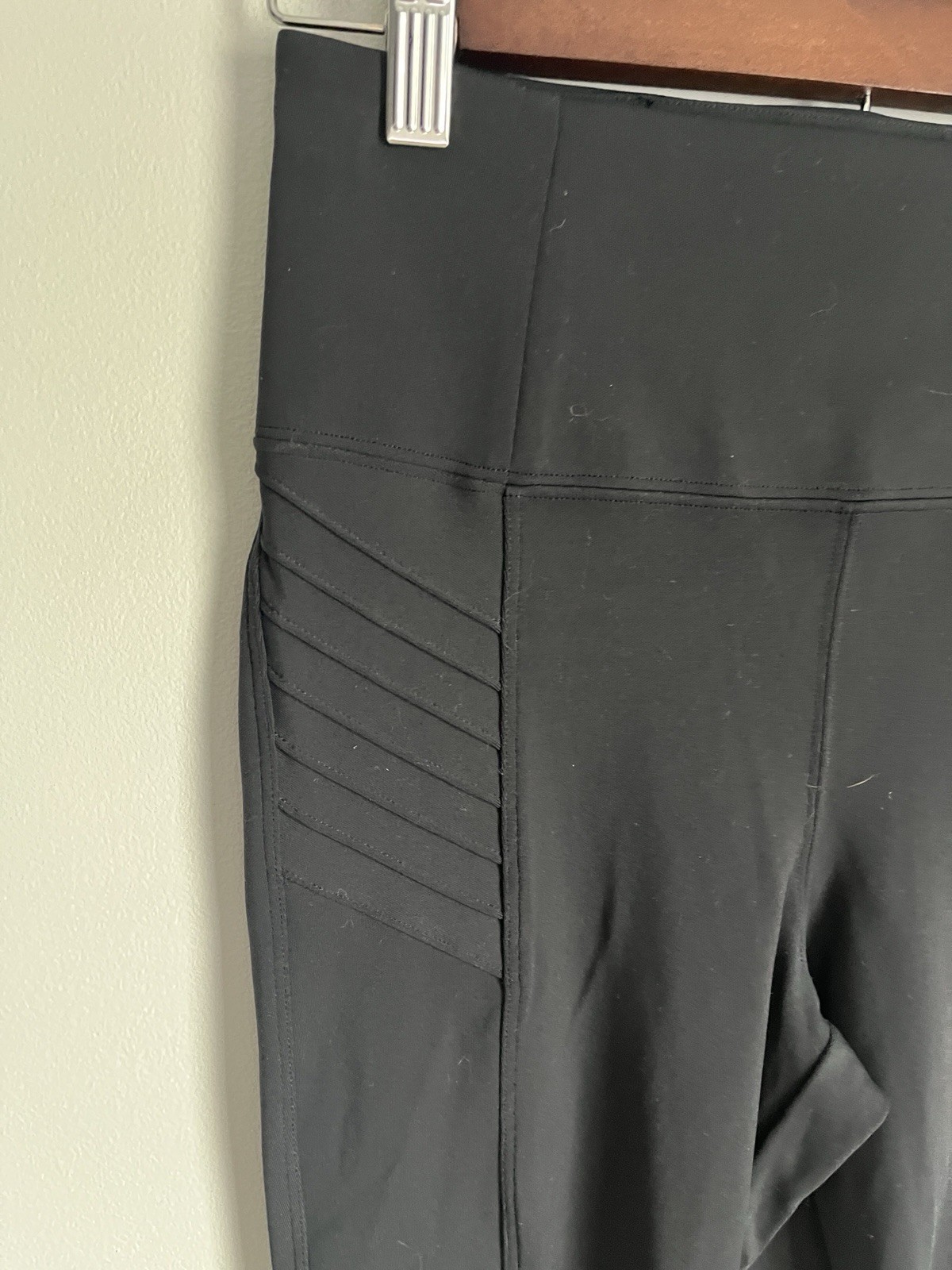New Athleta Delancy Moto Tight Women’s Black Travel Pockets Leggings XS