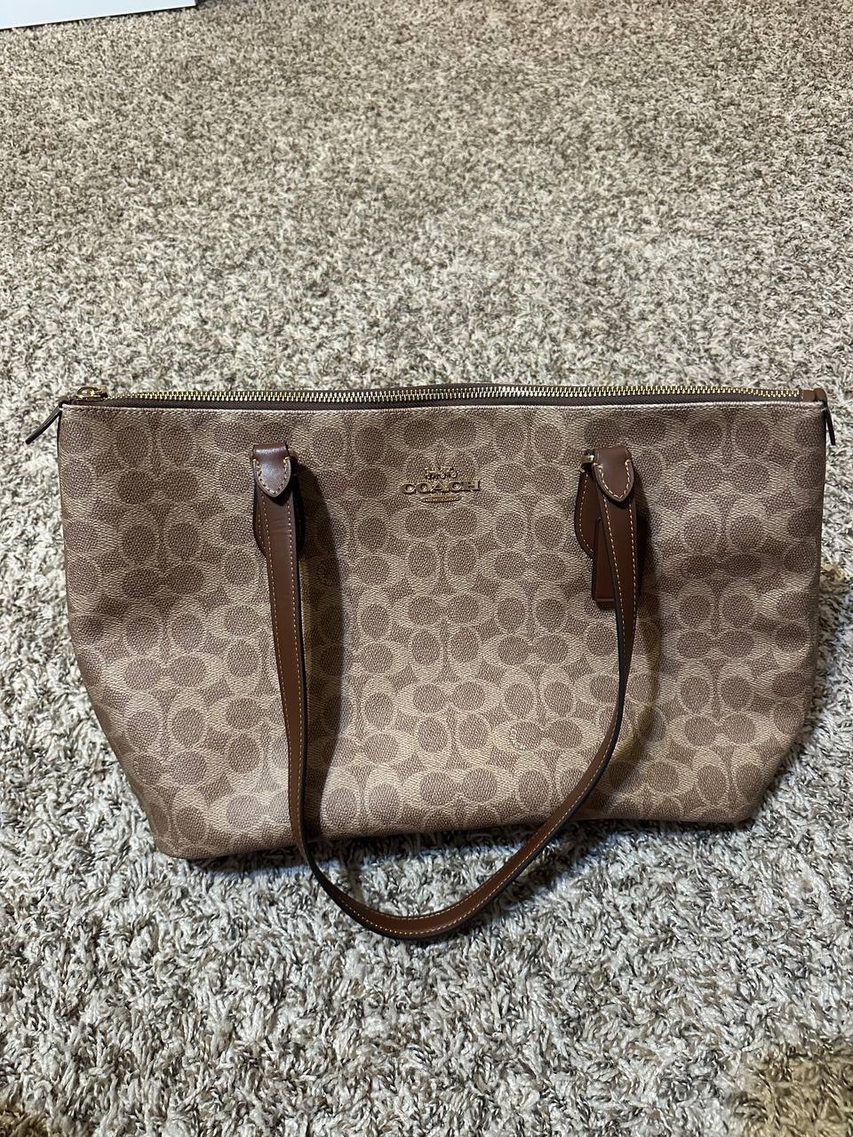 Coach Women’s Outline Signature Zip Tote – Khaki Saddle2
