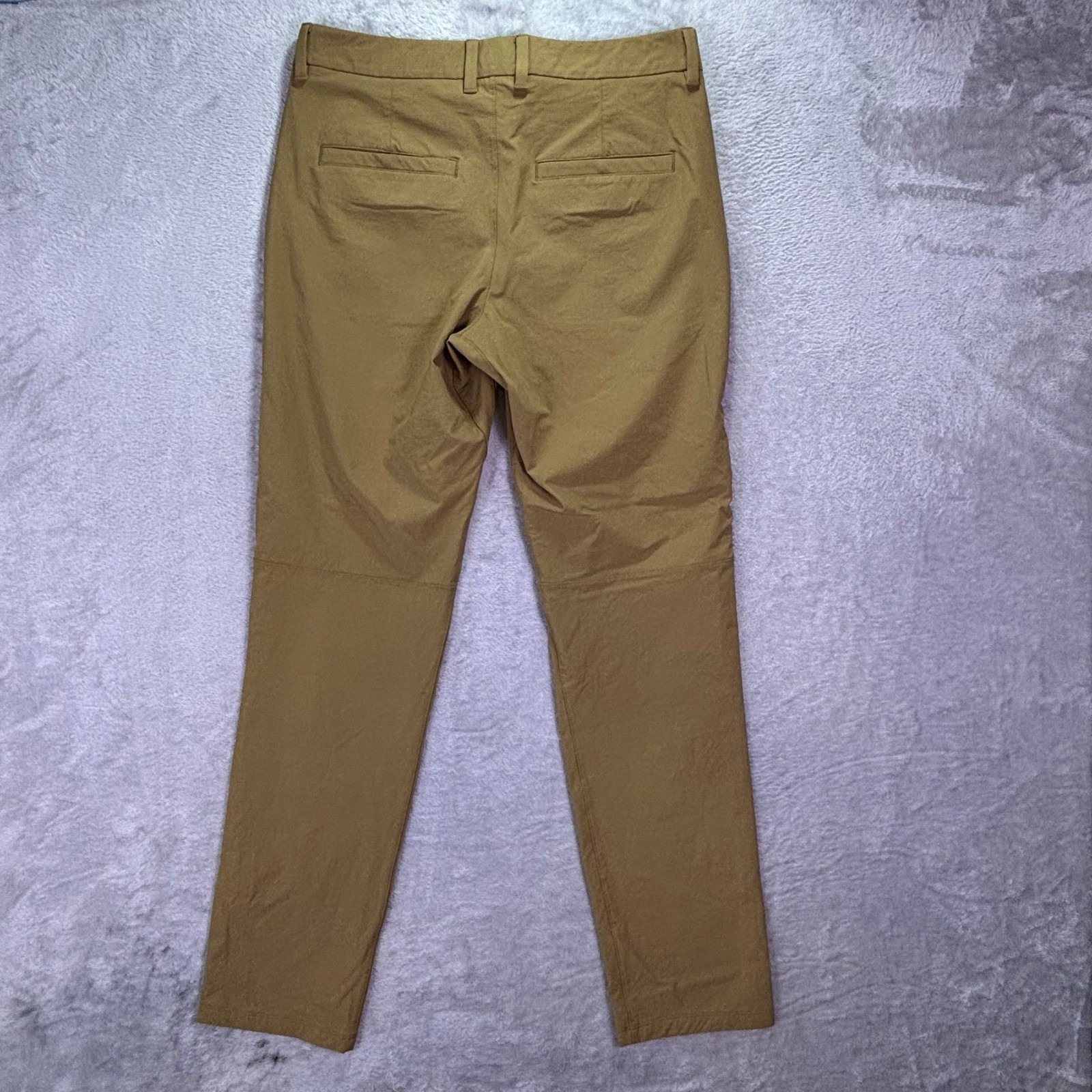 CRZ YOGA Mens Golf Commuter Pants Size 32 Brown Khaki Technical Stretch Chino