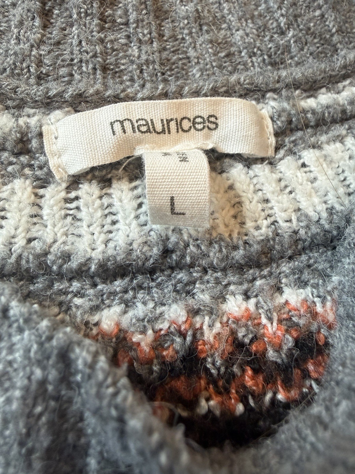 ~MAURCIES~Ghostly Soft Gray Fair isle Sweater Perfect For Halloween Size L