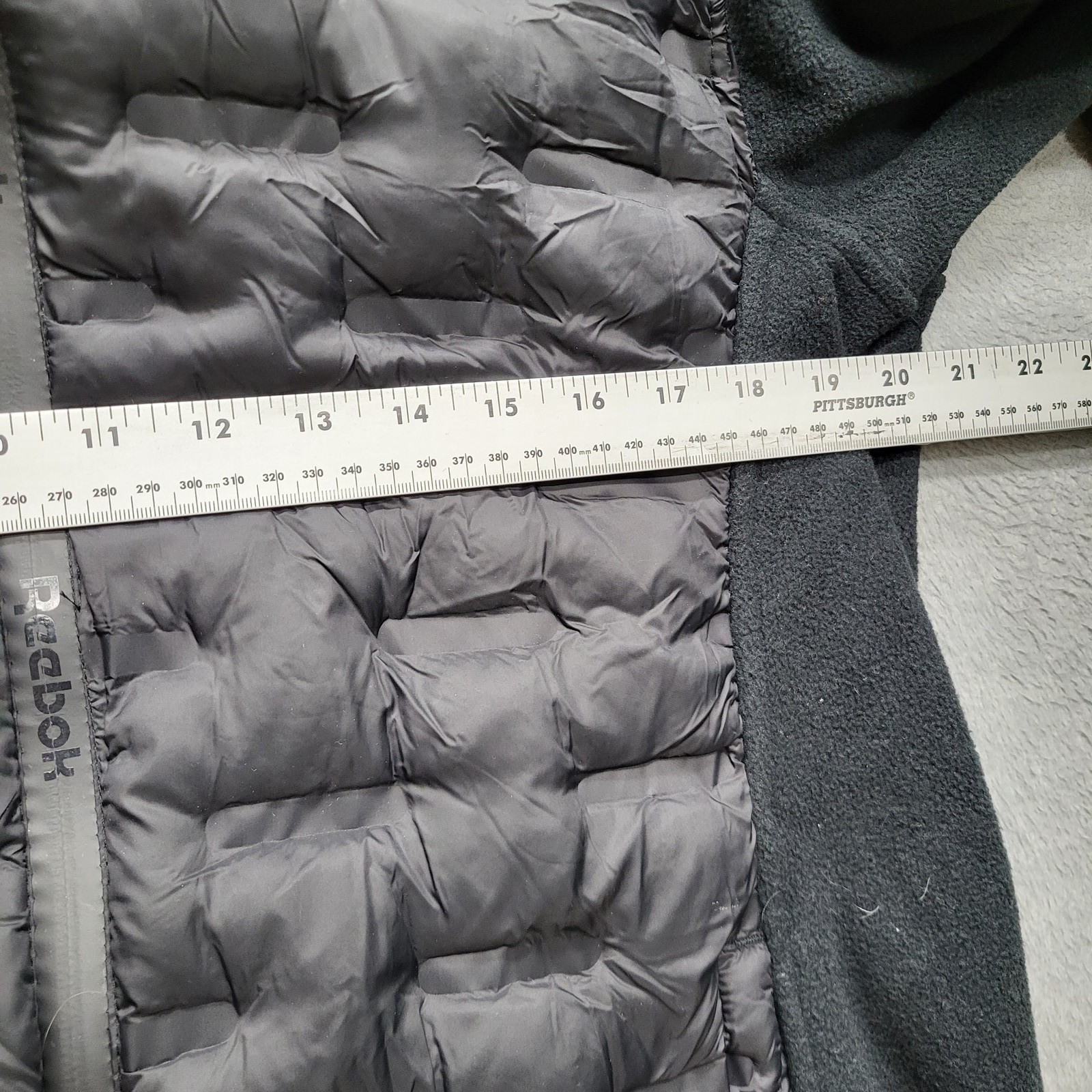 Reebok Men Jacket S Black Quilted Logo Embroidery Zipper Long Sleeve Y2K