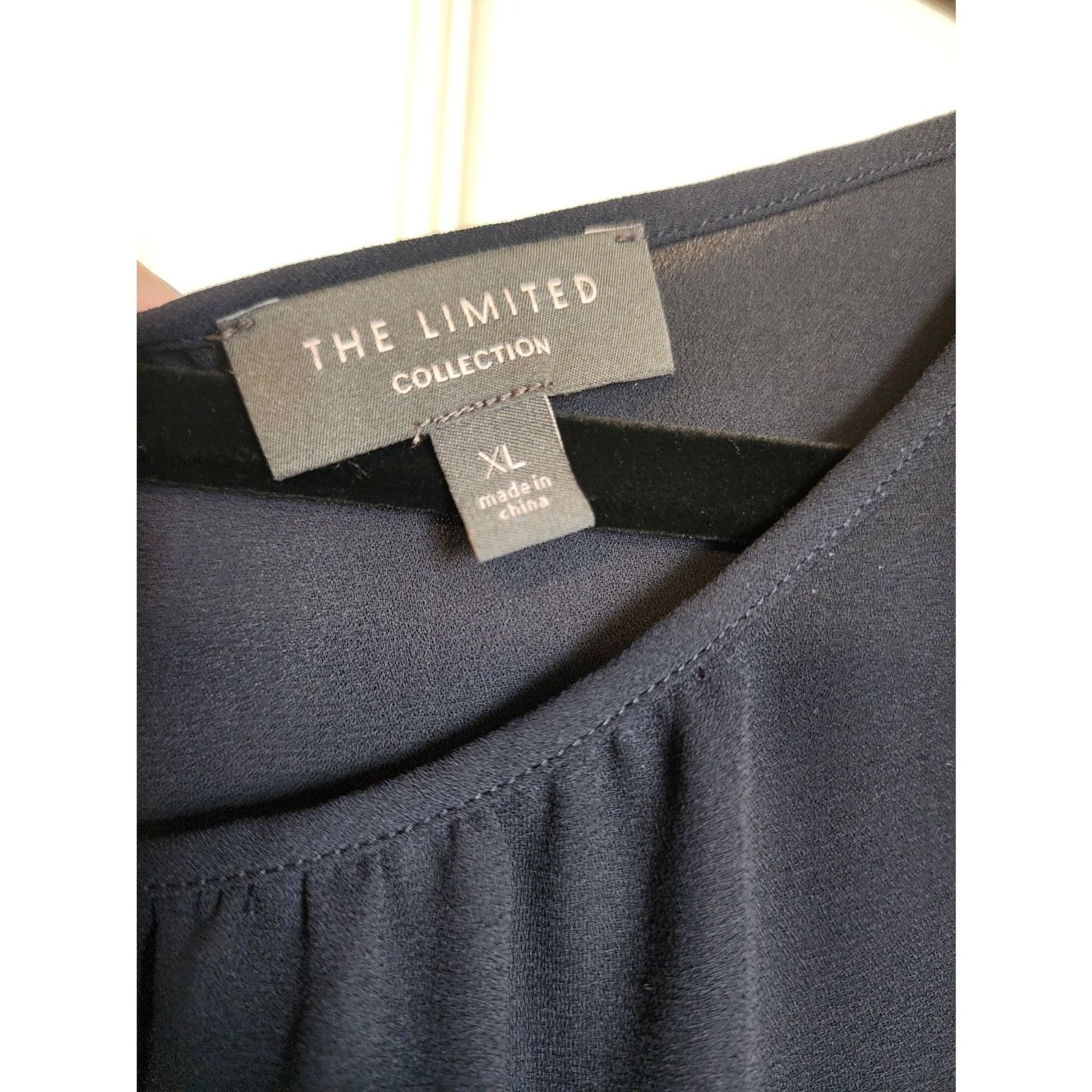 The Limited Lightweight Slate Gray Chiffon Top Ruffled Long Sleeve XL EUC
